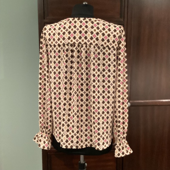 LOFT Cream Long Sleeve Ruffled Blouse with Mandarin Collar EUC - Picture 8 of 12